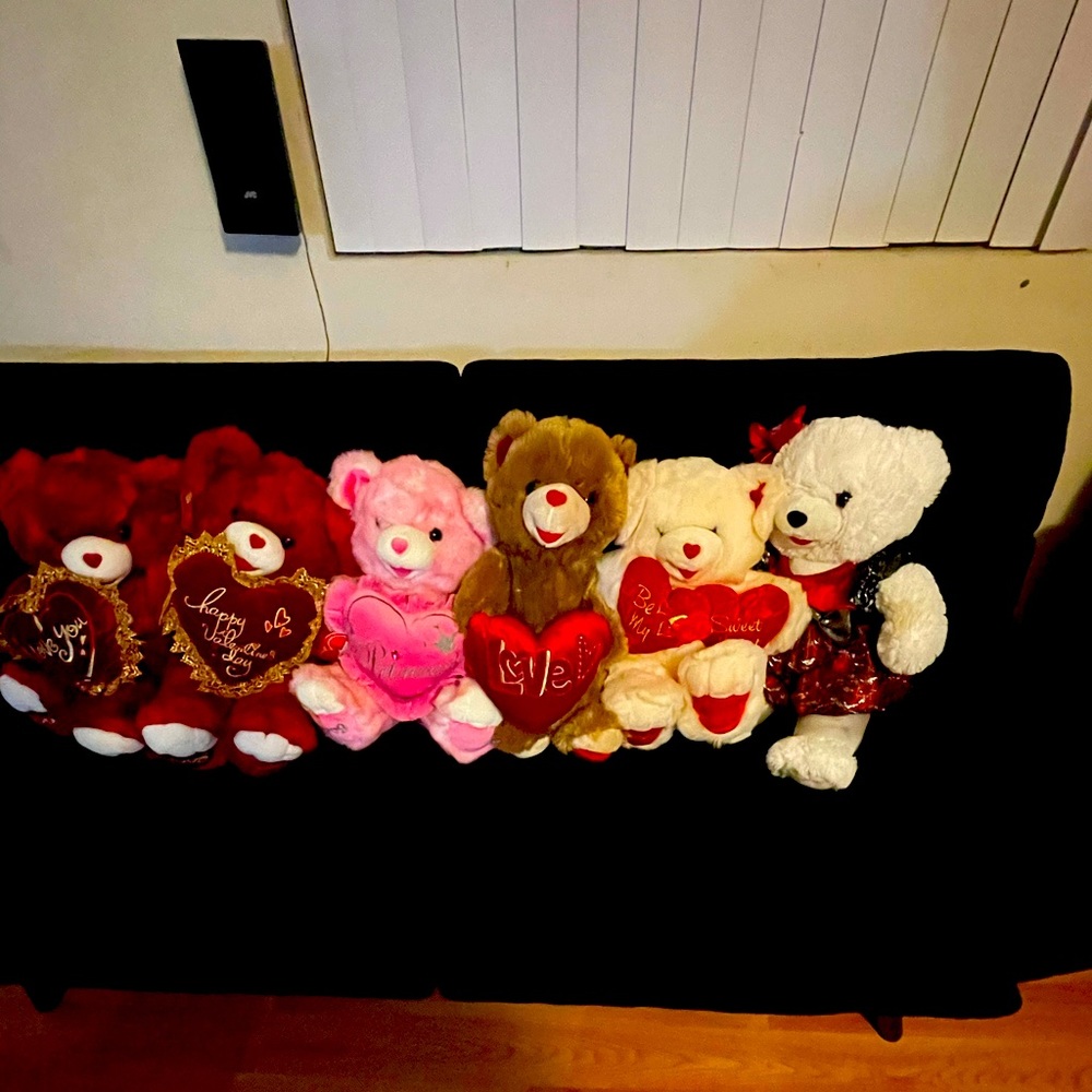 COPY - Lot of 5 holiday bears
